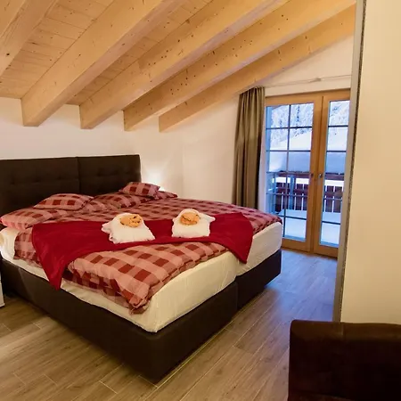 Chalet Element